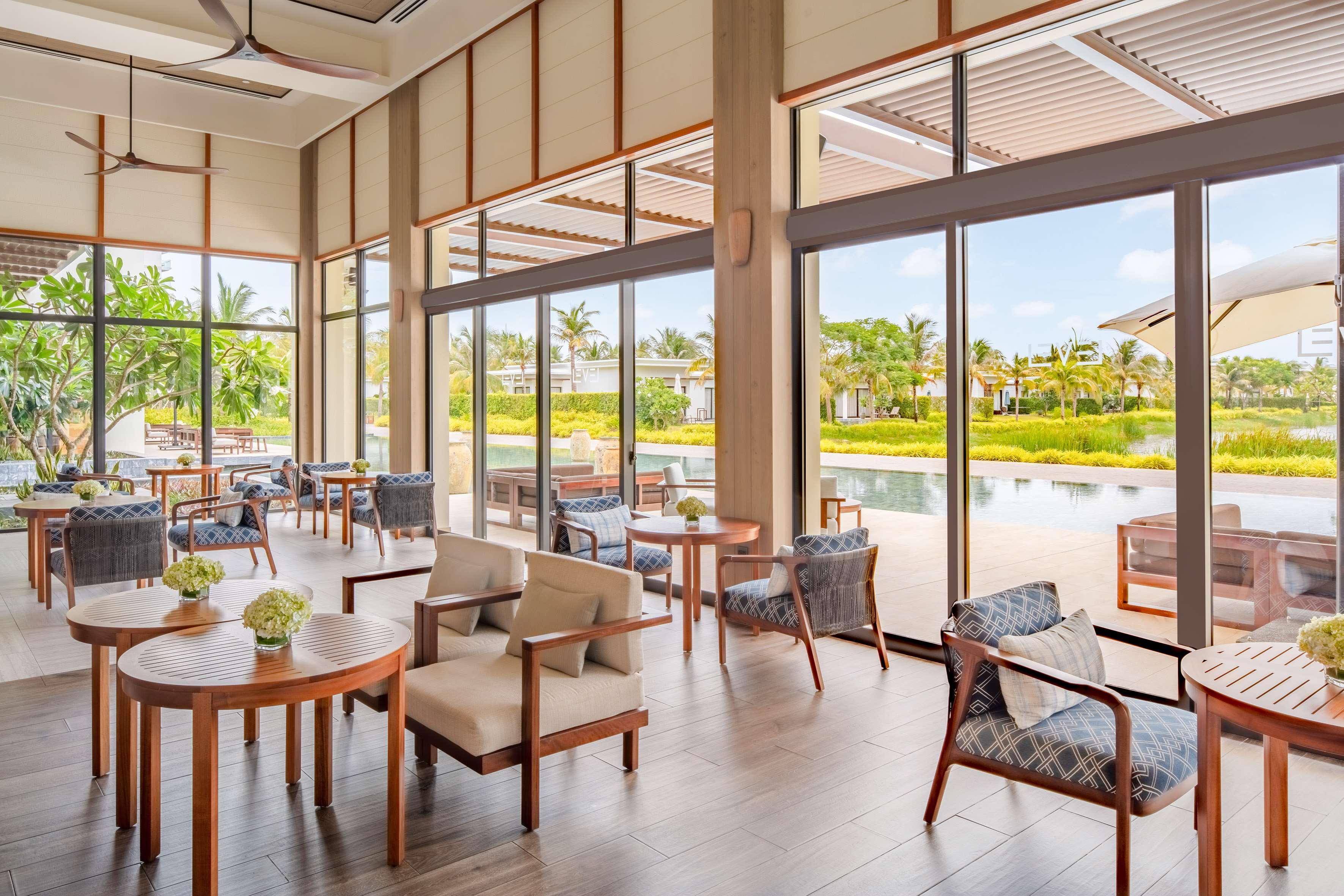 Melia Ho Tram Beach Resort מראה חיצוני תמונה The Beach Club