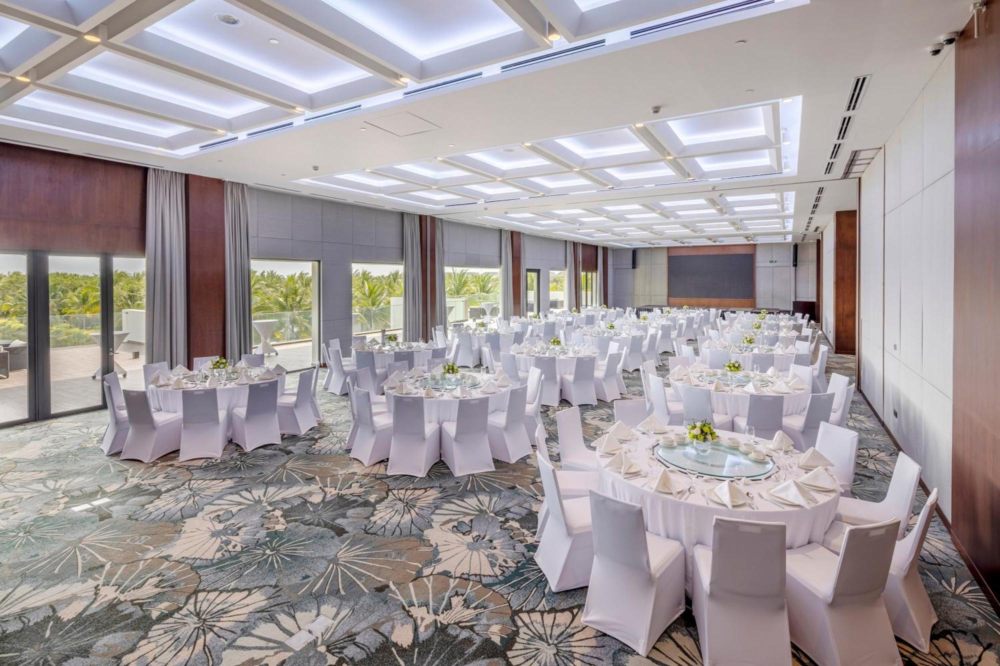Melia Ho Tram Beach Resort מראה חיצוני תמונה The ballroom