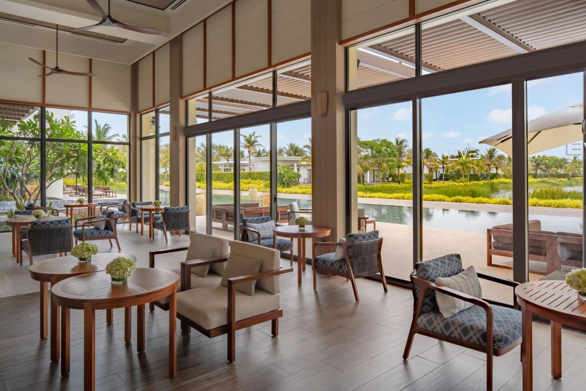 Melia Ho Tram Beach Resort מראה חיצוני תמונה The Beach Club
