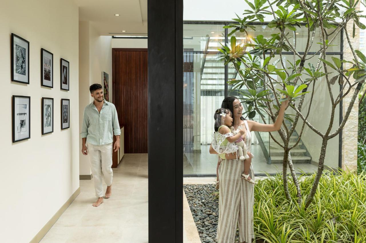 Melia Ho Tram Beach Resort מראה חיצוני תמונה A family at their home in Hyderabad